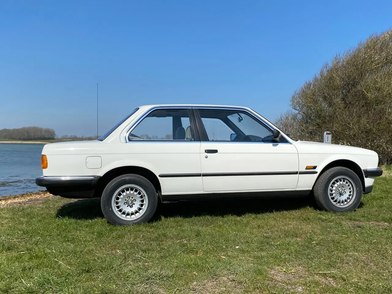 Billede 3 - BMW E30 316 M10 128.000 km