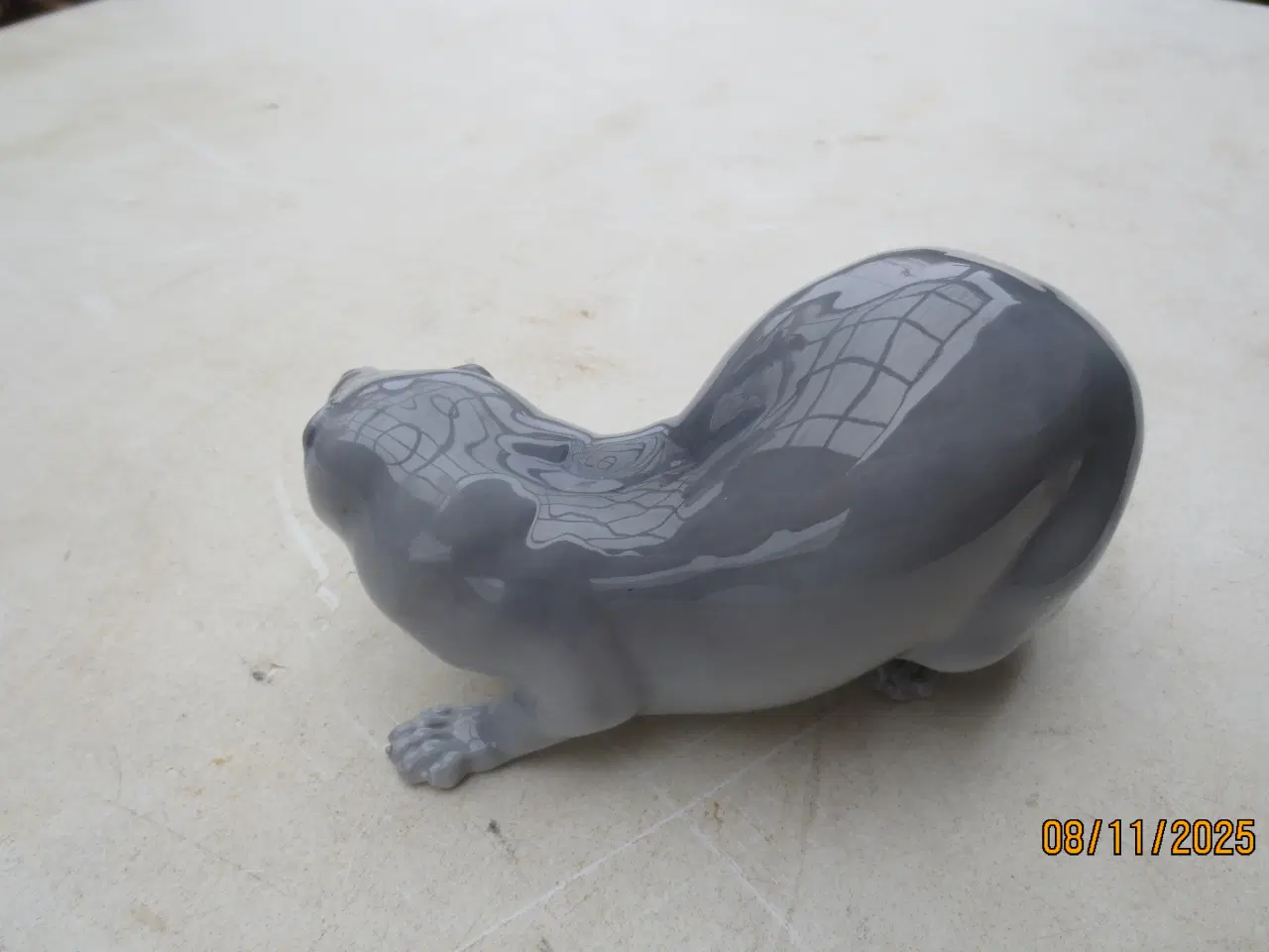 Billede 2 - 1 stk Kongelig Mink nummer 2936