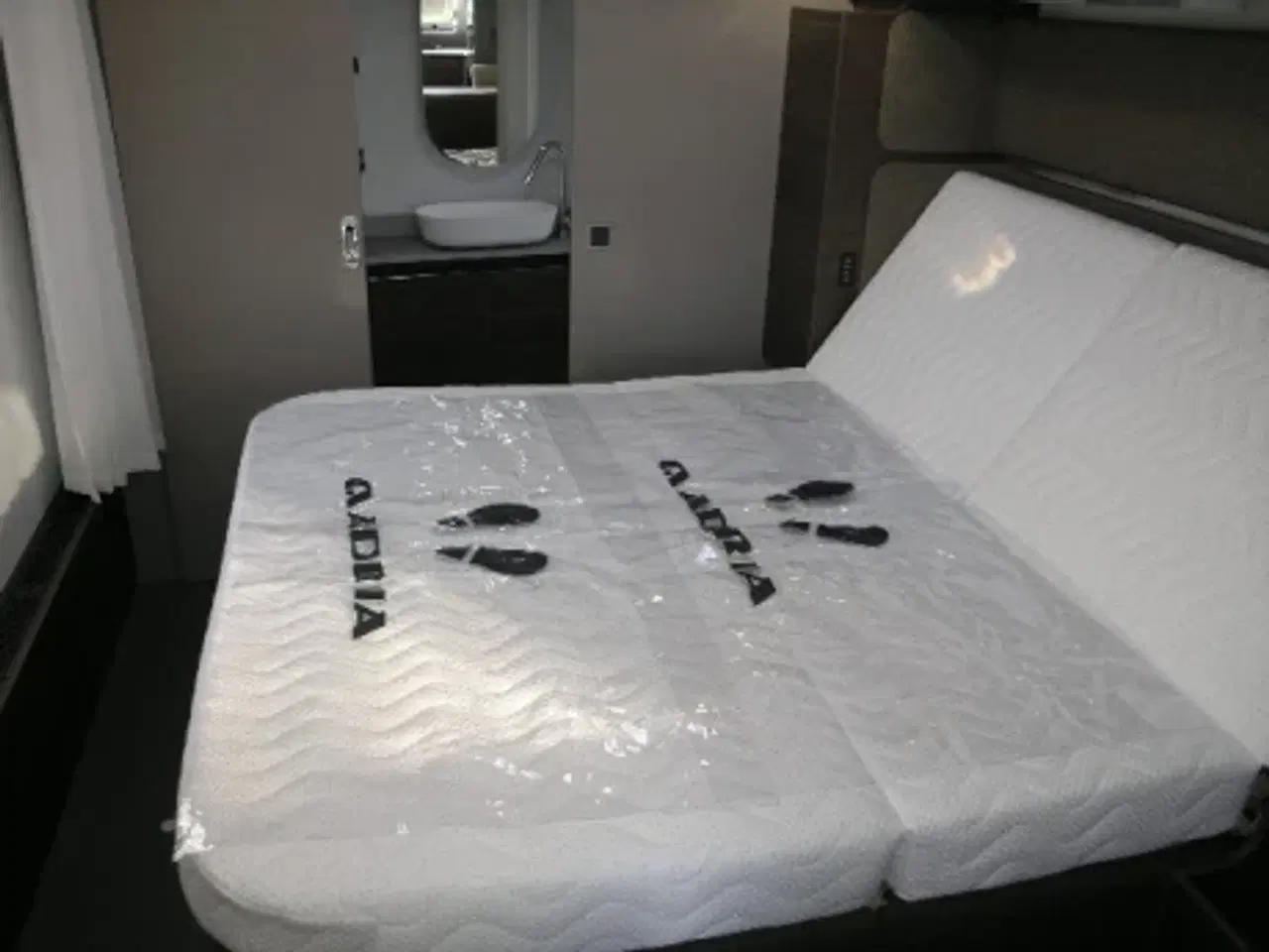 Billede 10 - Adria Alpina 663 HT TWIN