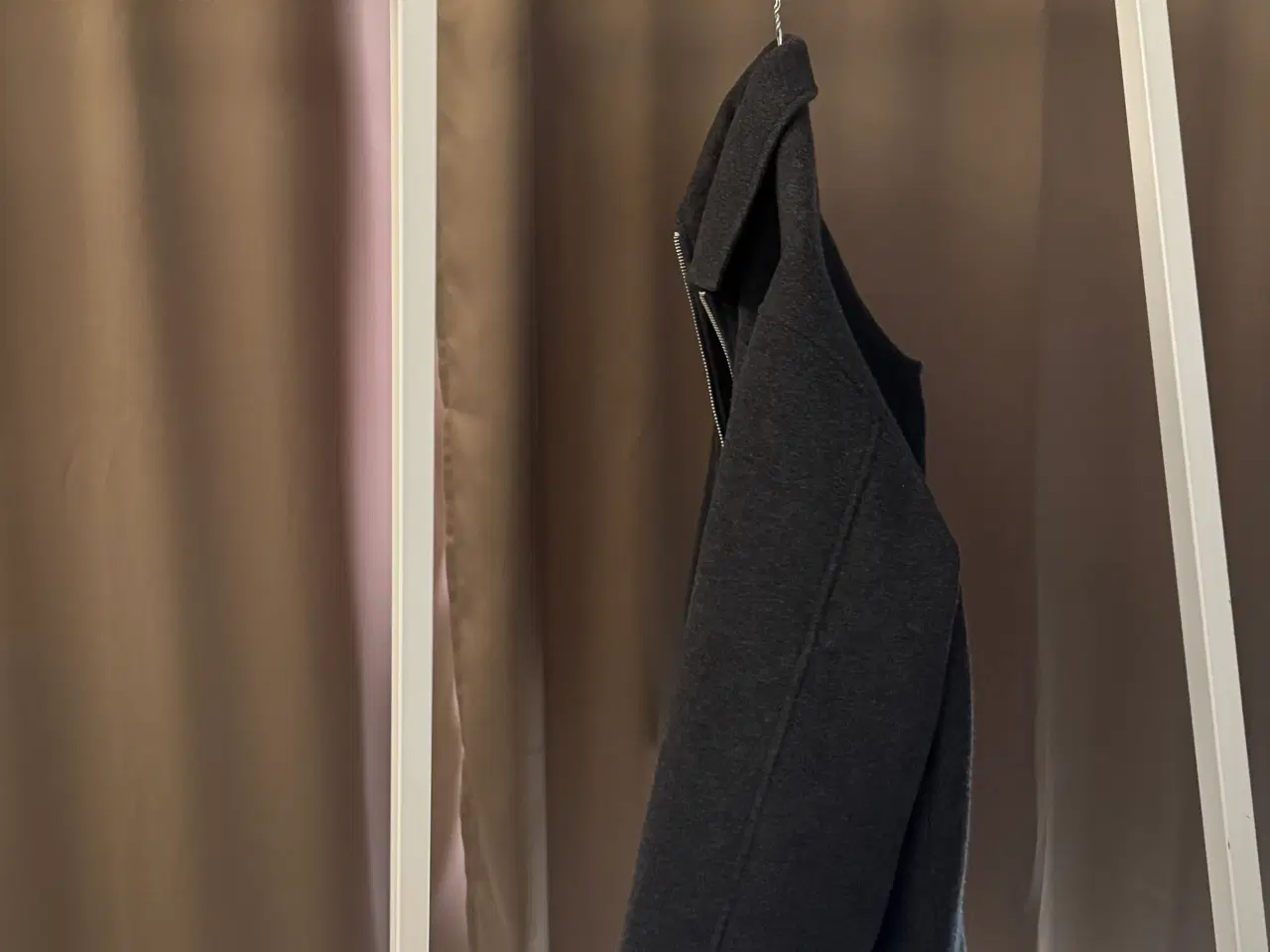 Billede 5 - Hay - garderobestativ - Loop stand tøjstativ i hvi