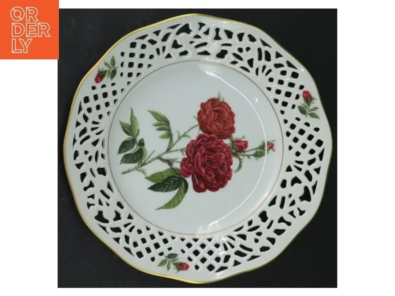 Billede 8 - Porcelænstallerkener med gennembrudt kant og rosendekoration fra Firkløveren