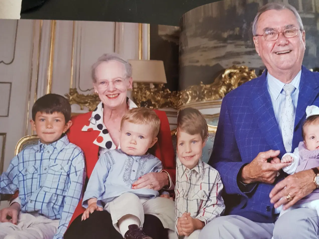 Billede 3 - Bogen om Kongehuset – jubilæumsudgave