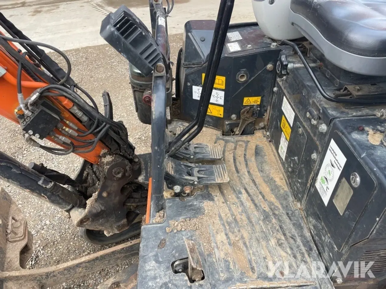 Billede 10 - Gravemaskine Hitachi ZX190-6 YR med skovle