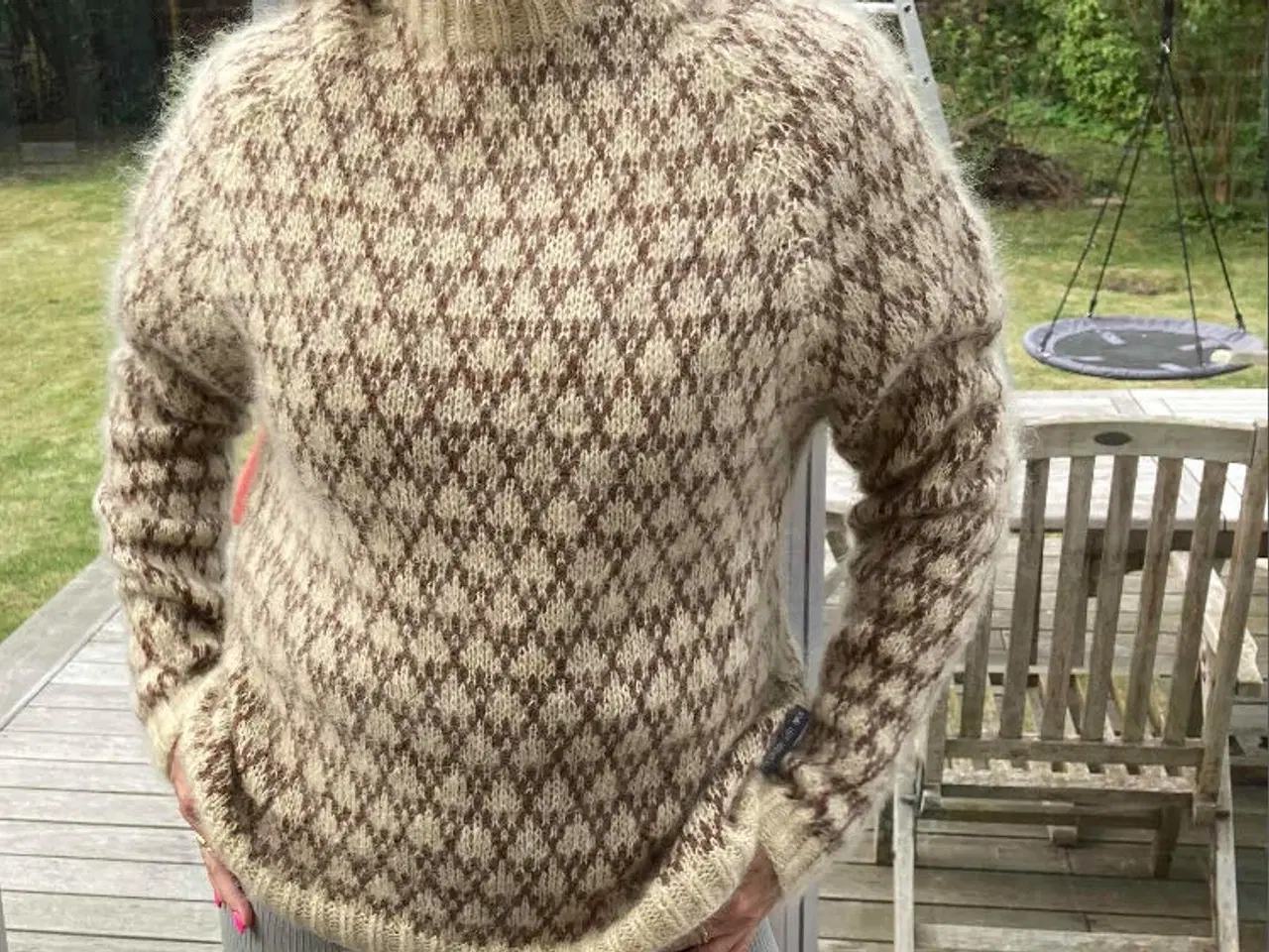 Billede 1 - Håndstrikket dame sweater