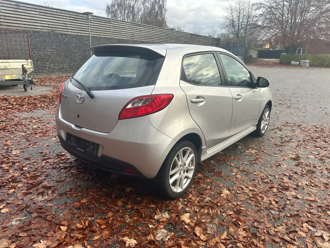 Billede 3 - Nysynet Mazda 2