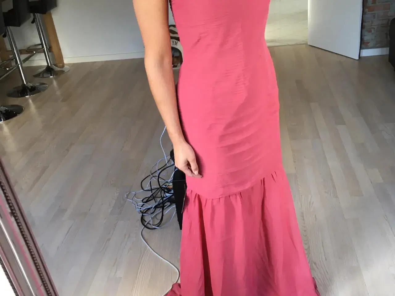 Billede 1 - Elegant ny kjole