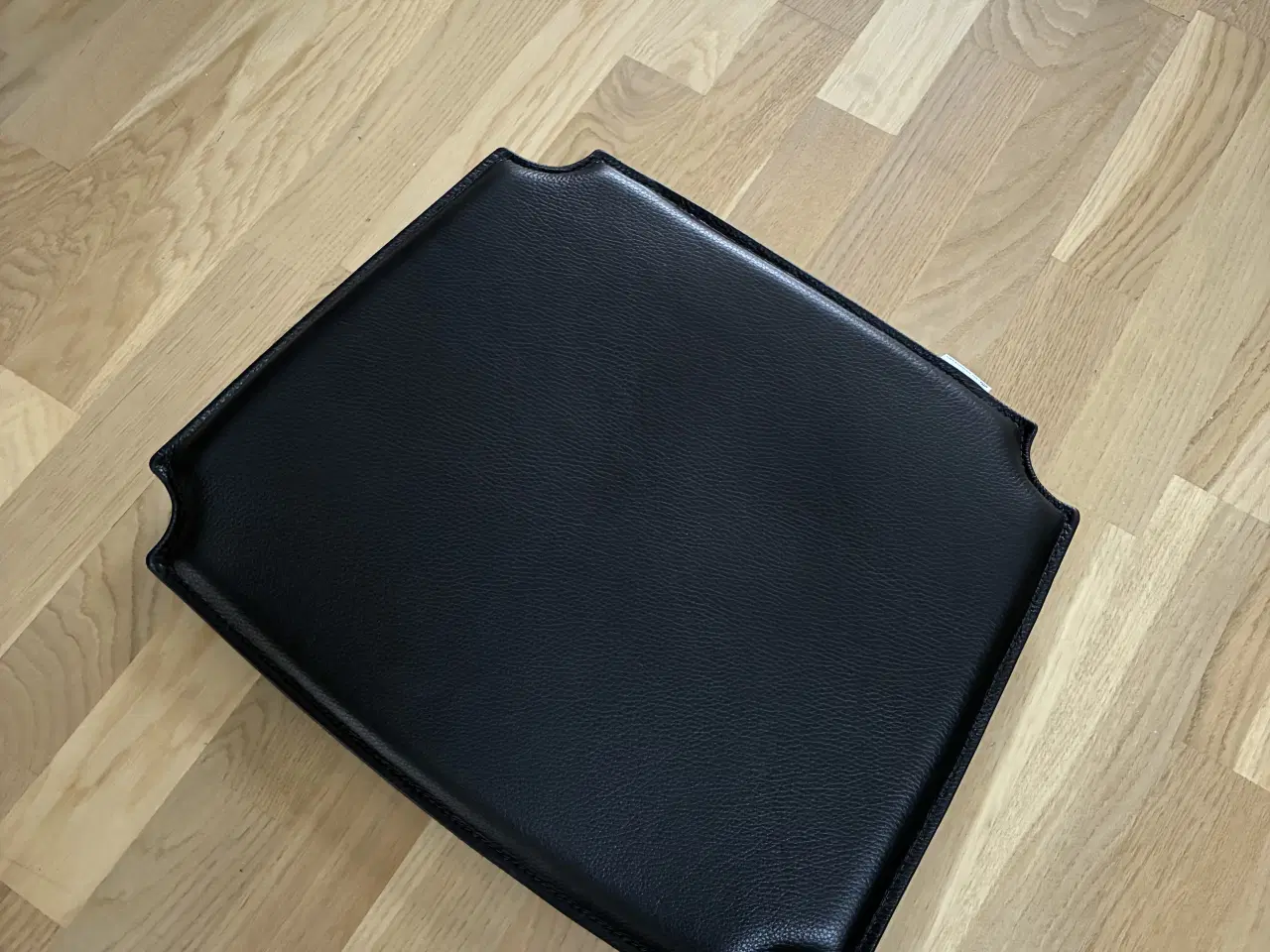 Billede 1 - CH24 Y-Stol Læderhynde