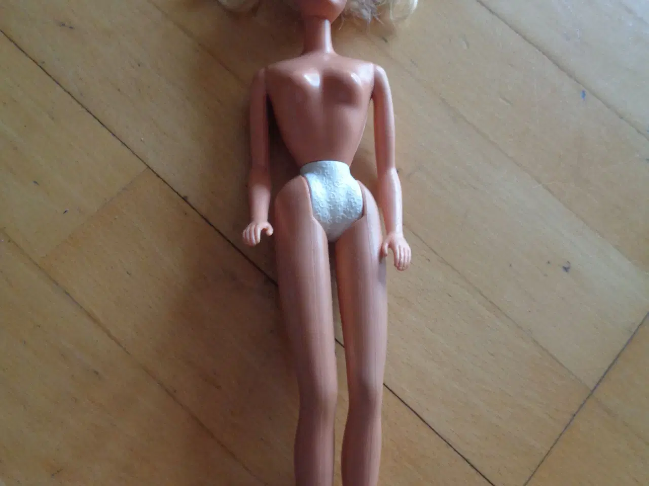 Billede 6 - Barbie dukker 