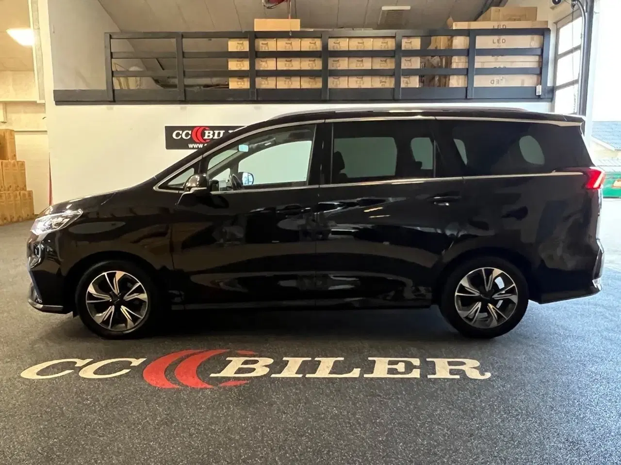 Billede 5 - Maxus Euniq5 52 Exclusive 7prs