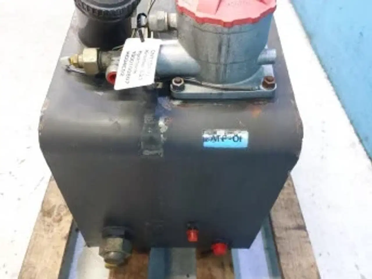 Billede 11 - Kramer 521 Hydrauliktank 1000100807