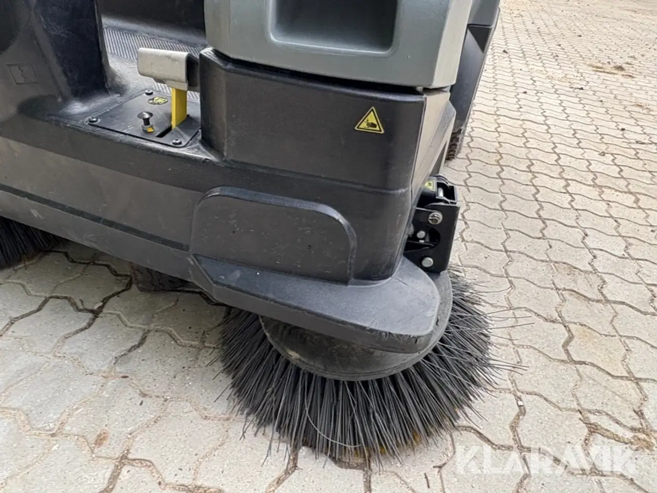 Billede 7 - Fejemaskine Kärcher KM 105/100 R