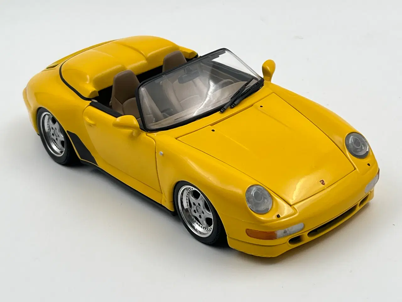 Billede 9 - Porsche 911 Carrera Speedster (993) 1:18  Custom 