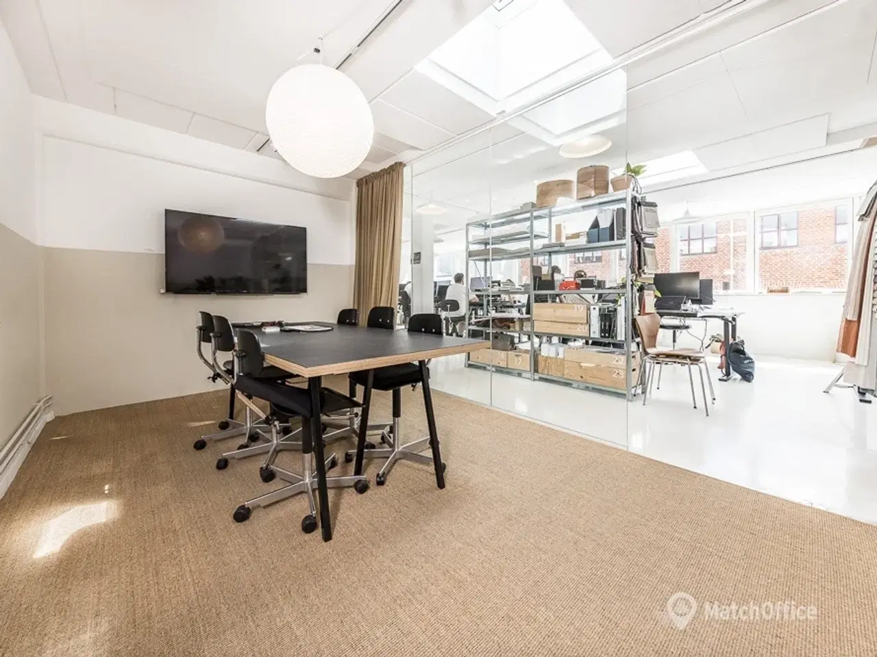 Billede 8 - Indbydende og effektivt kontor i NV