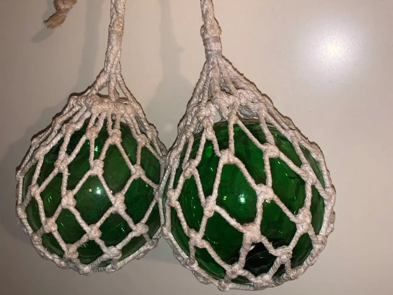 Billede 1 - 2 Gamle fiskekugler i flot grøn