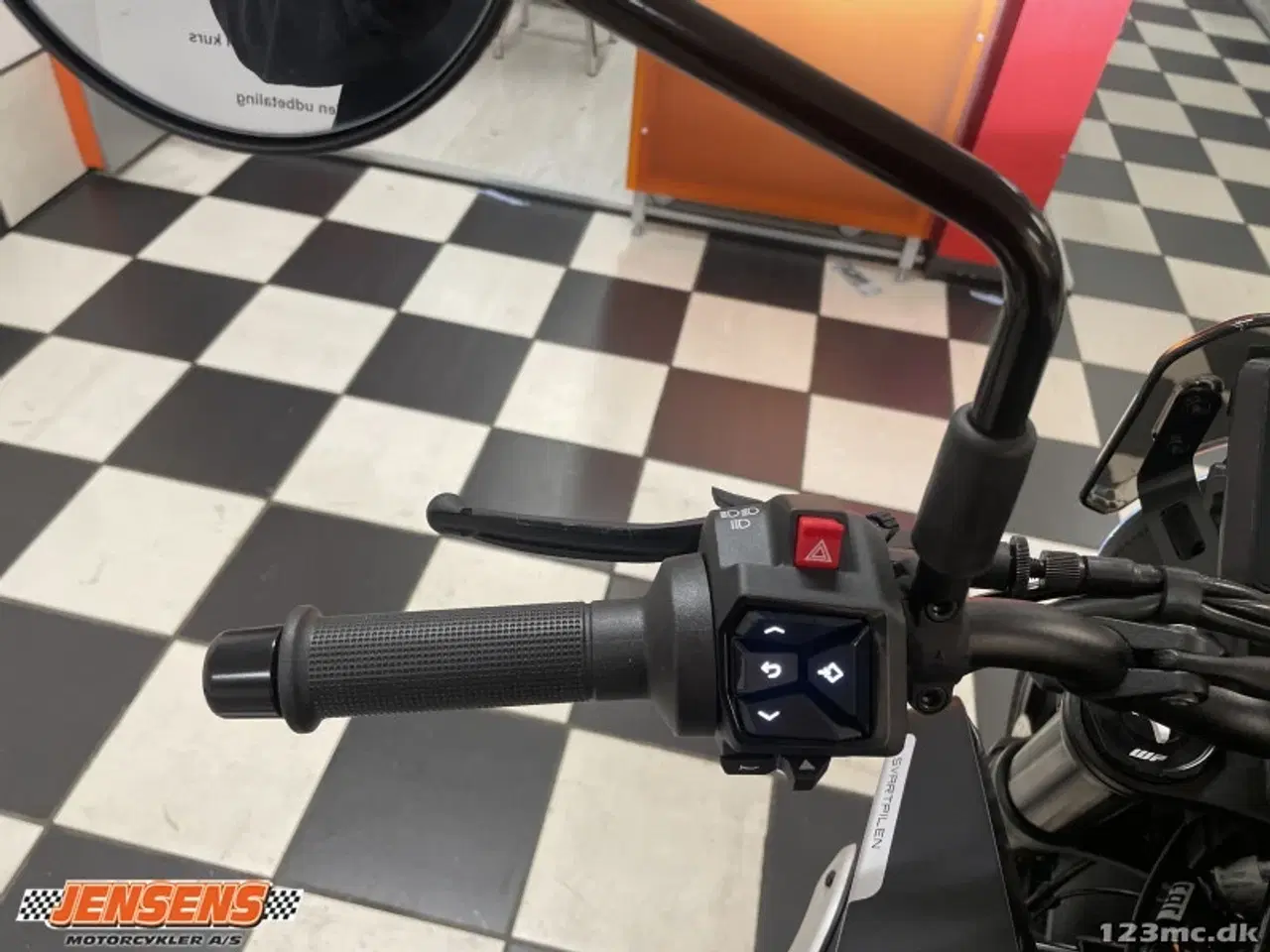 Billede 9 - Husqvarna Svartpilen 801