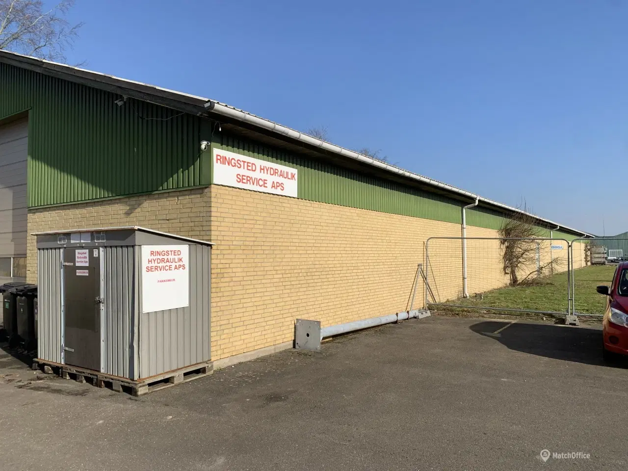 Billede 6 - Meget fin stor hal. Med fast gulv og uden søjler. med god beliggenhed