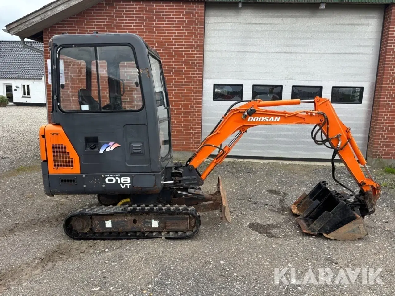 Billede 6 - Gravemaskine Doosan Solar 018VT  med tilbehør