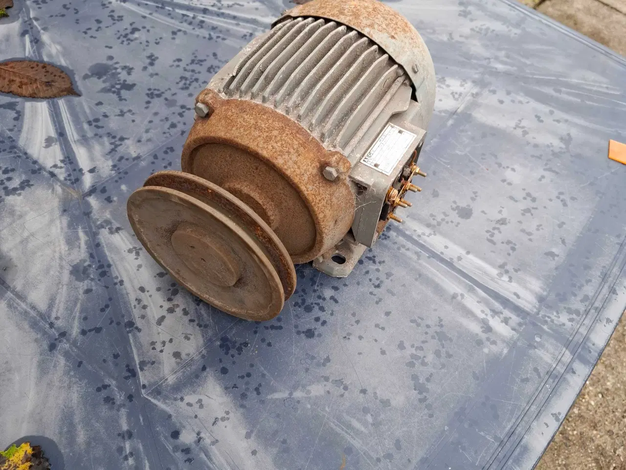 Billede 2 - Elmotor købes .