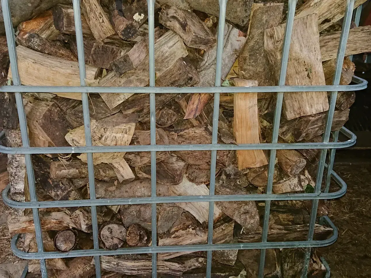 Billede 1 - Tørt brænde 