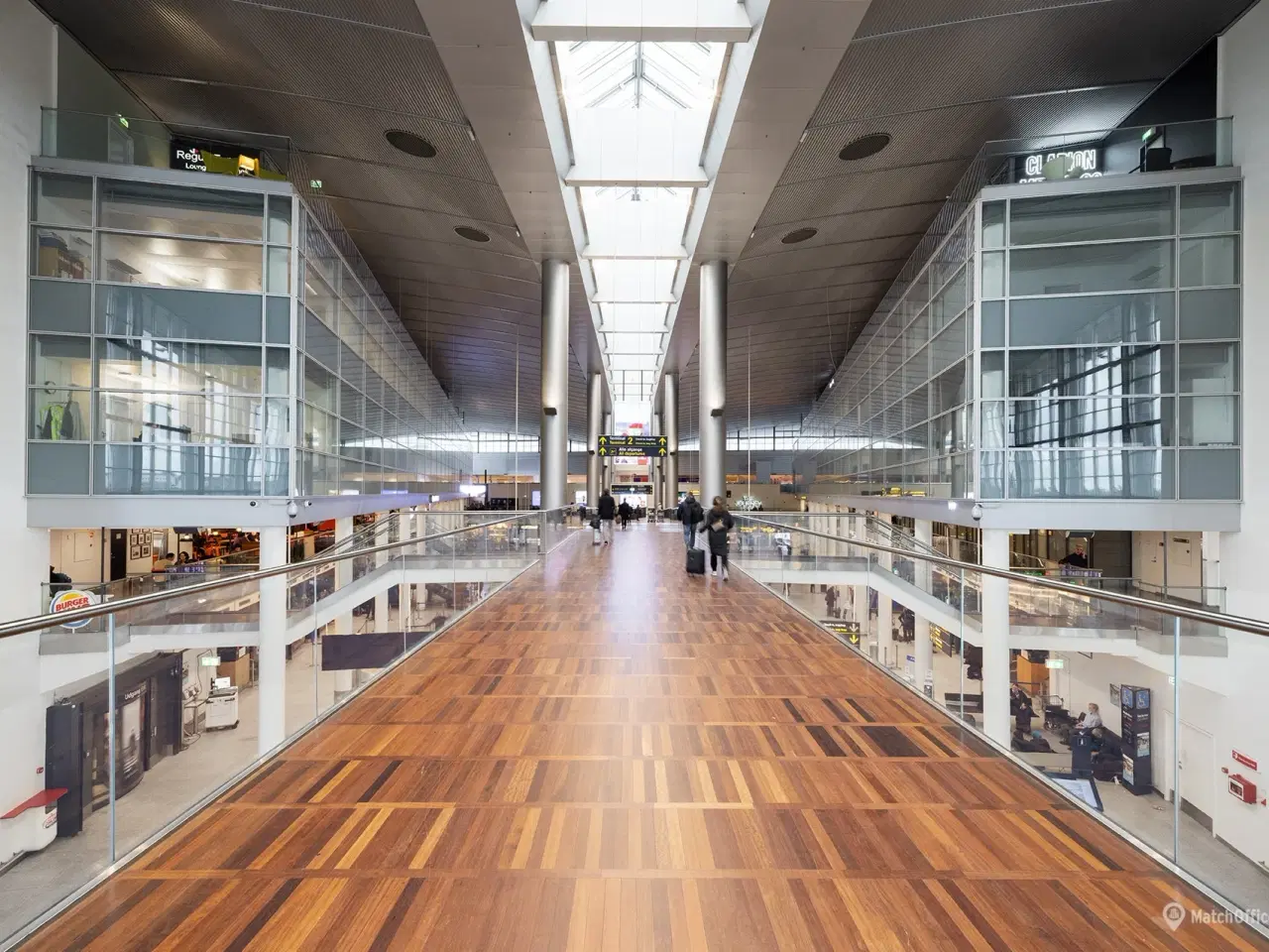 Billede 3 - Kontor i travle Terminal 3