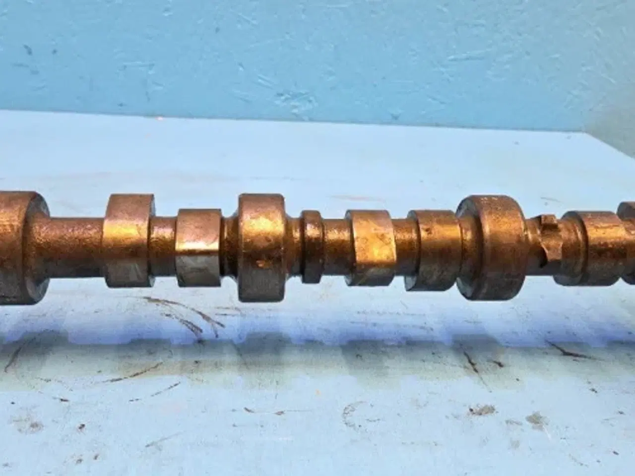 Billede 9 - Ford  675TA    Knastaksel   87802018