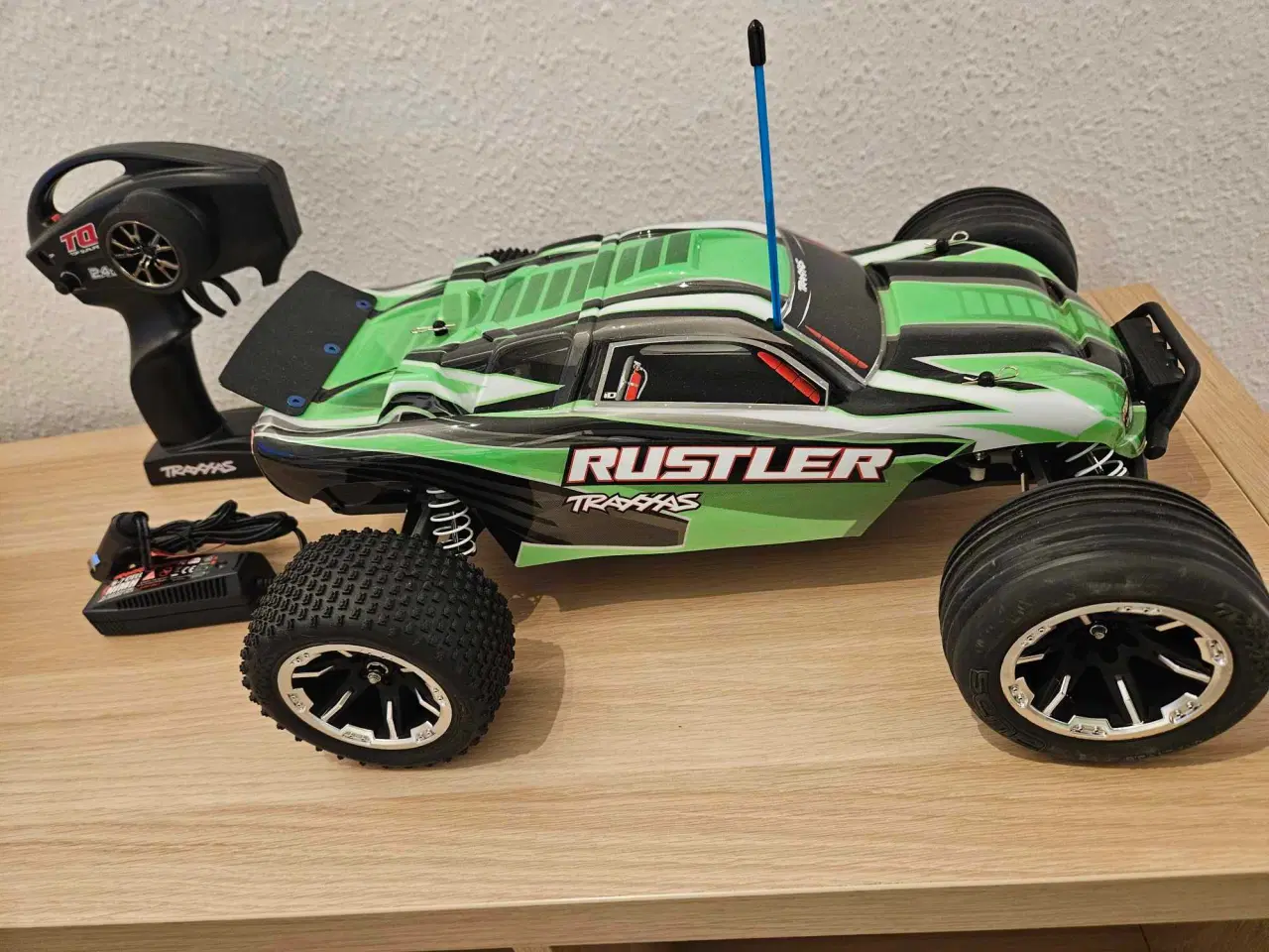 Billede 1 - Traxxas Rustler 1/10 