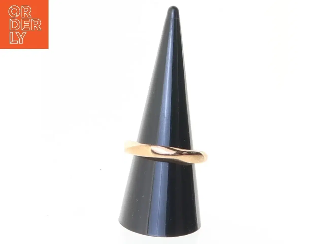 Billede 3 - Dekorativ Ring (str. 56)