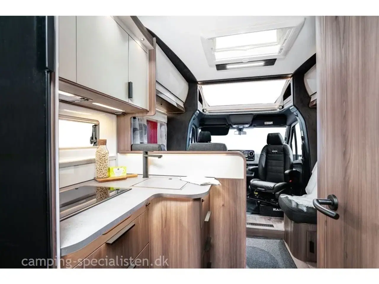 Billede 3 - 2025 - Kabe Novum 720 LGB Compact   Kabe Novum 720 LGB Compact model 2025 kan ses hos Camping-Specialisten Silkeborg
