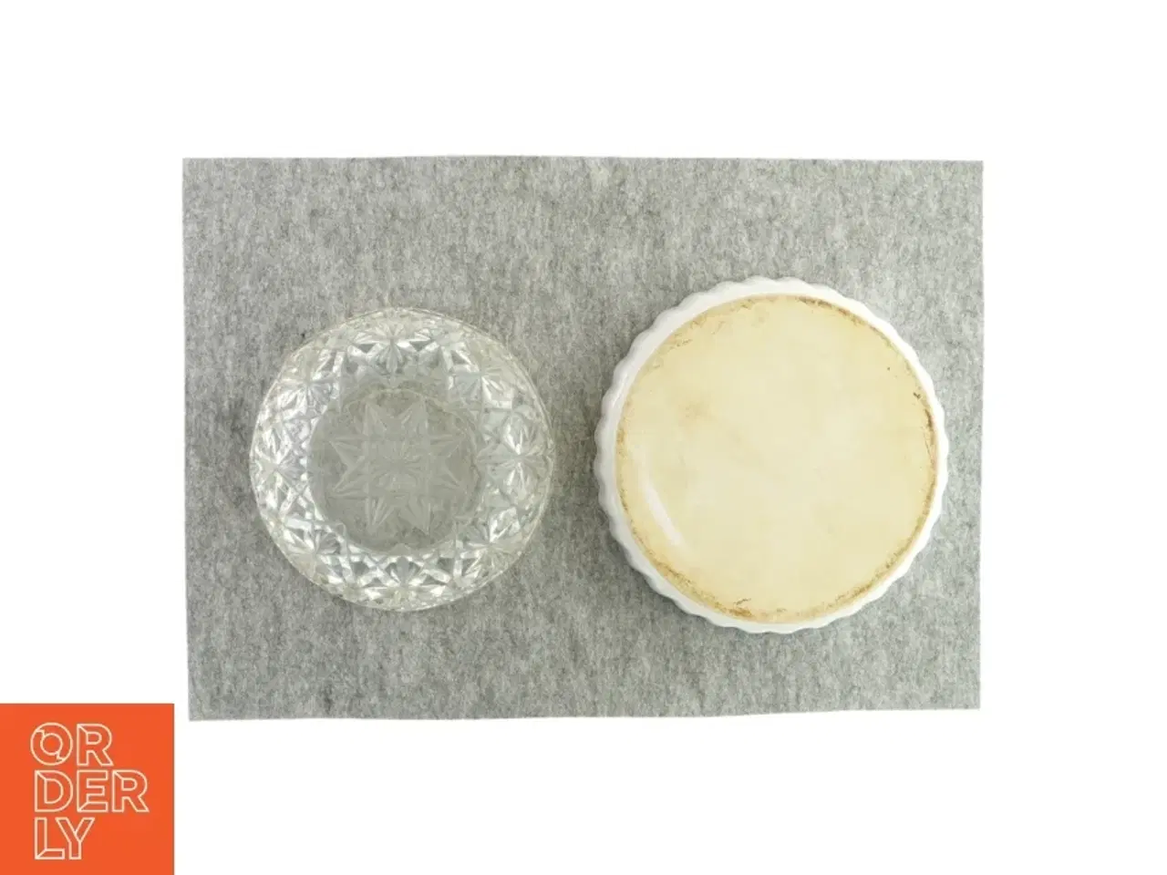 Billede 1 - Tærtefad og glasskål med mønster