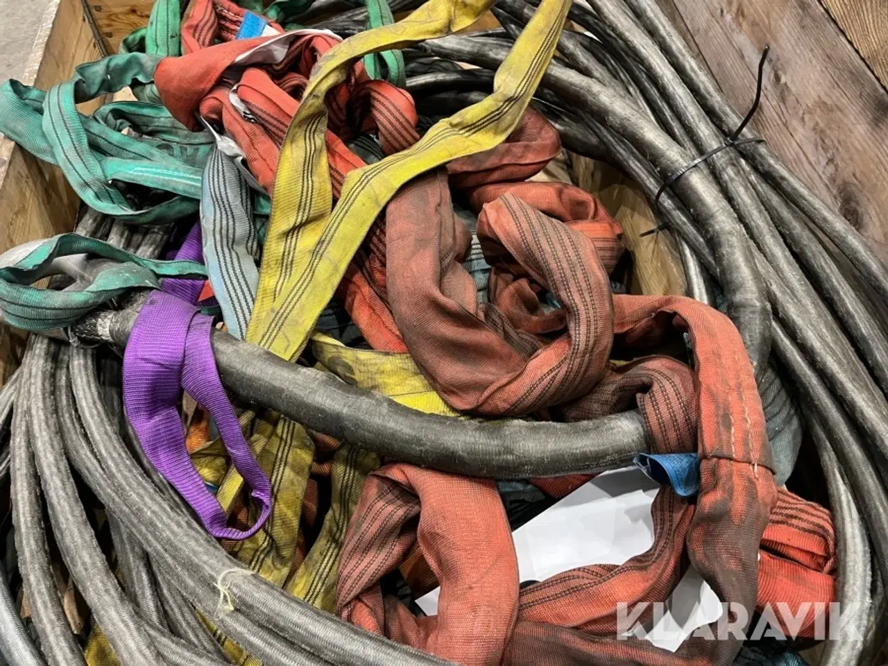 Billede 8 - Assorterede stropper 6 paller - kasserede