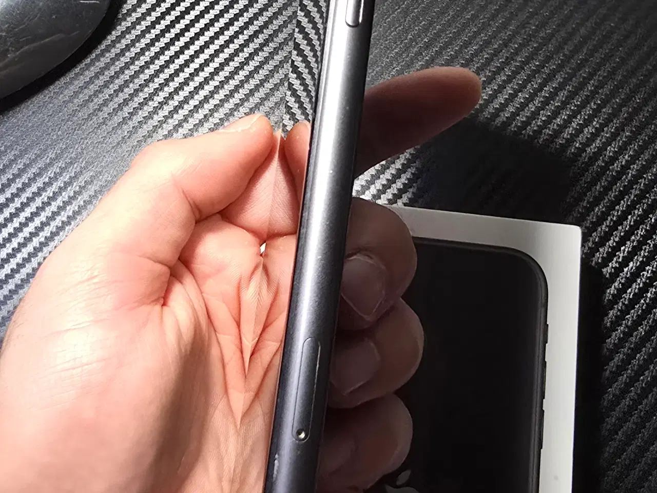 Billede 5 - iPhone 11 128 GB – sort – flot stand – fuldt tilbe