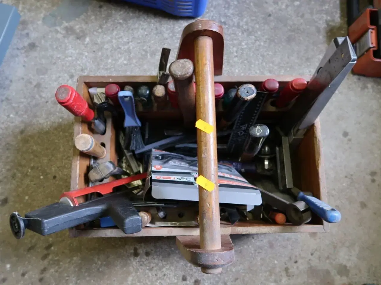 Billede 4 - Værktøjskasse med div. Værktøj