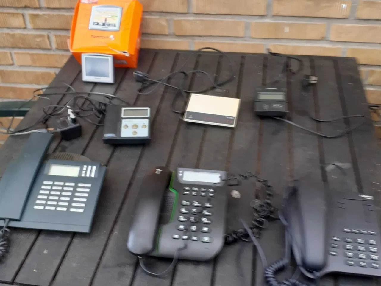 Billede 1 - Bordtelefon. Nummerviser