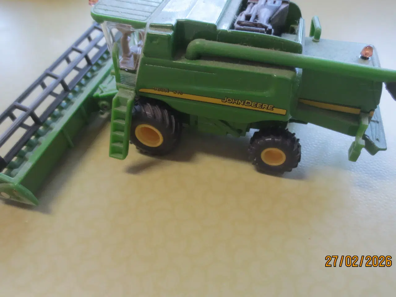 Billede 6 - 1  stk John Deere Blokvogn med John Deere traktor