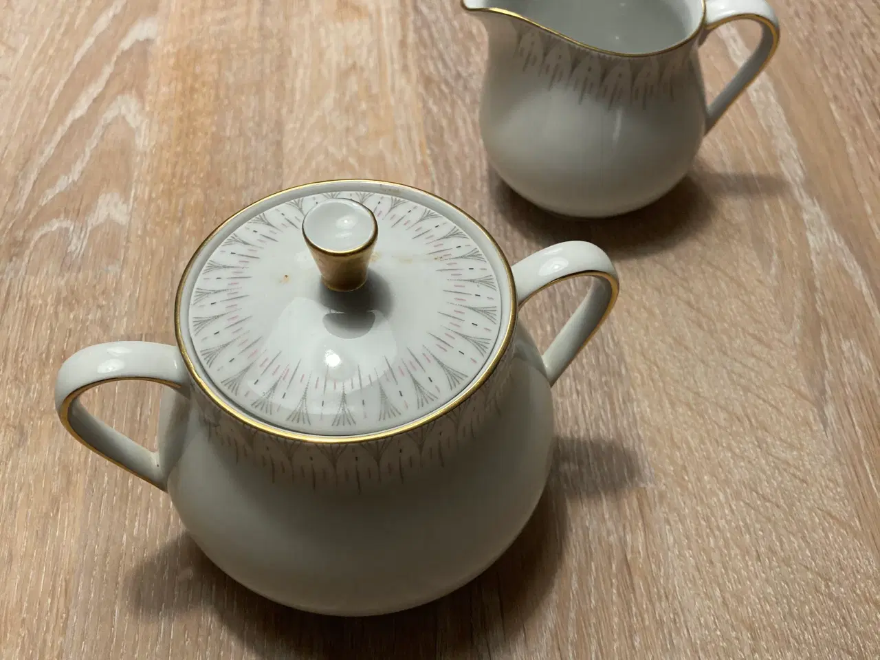 Billede 5 - Kongeaa Eschenbach. Stel med guldkant 