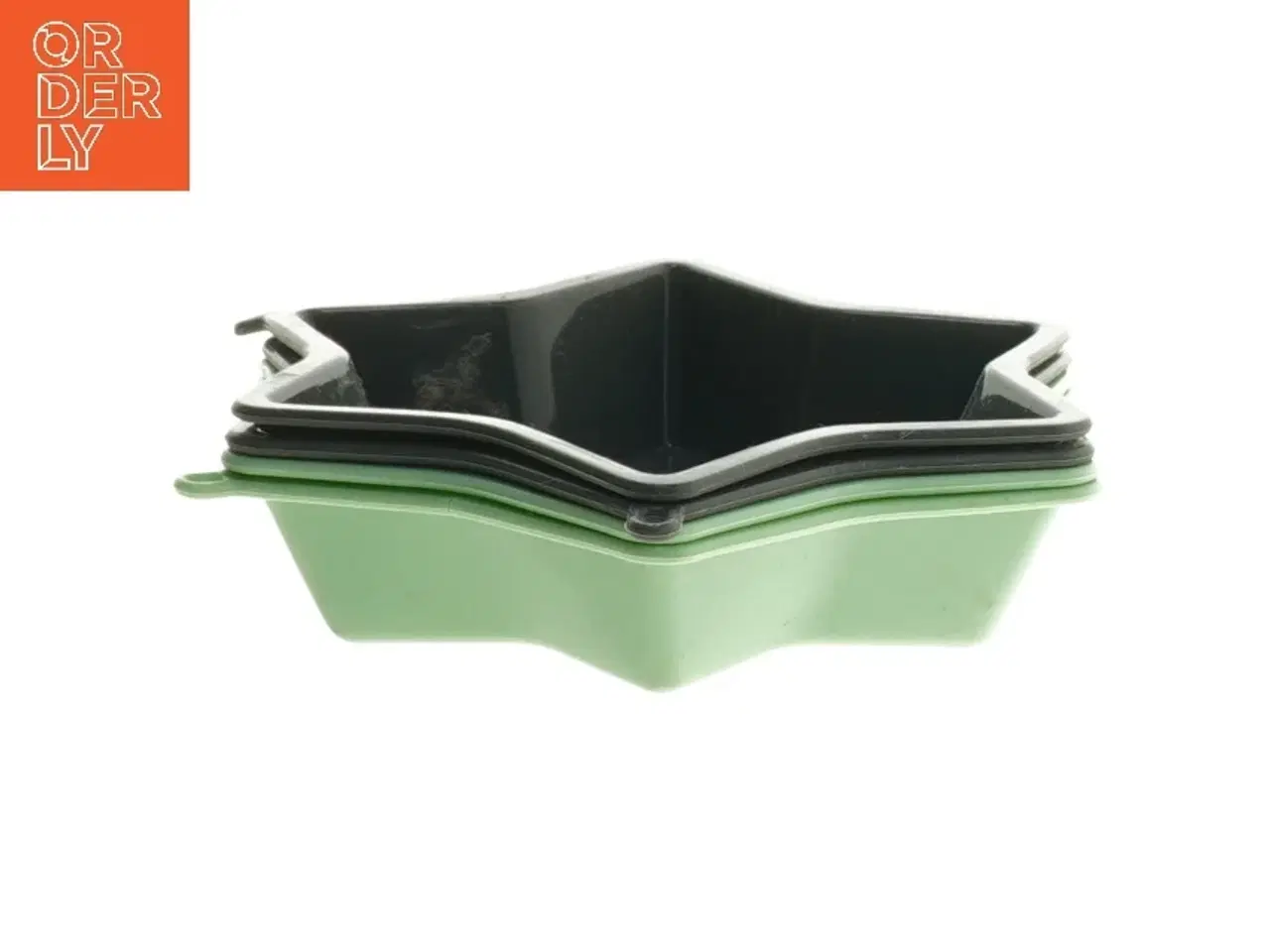 Billede 2 - Stjerneformede silikone bageforme (str. ø 14 cm, 4 styk cm)