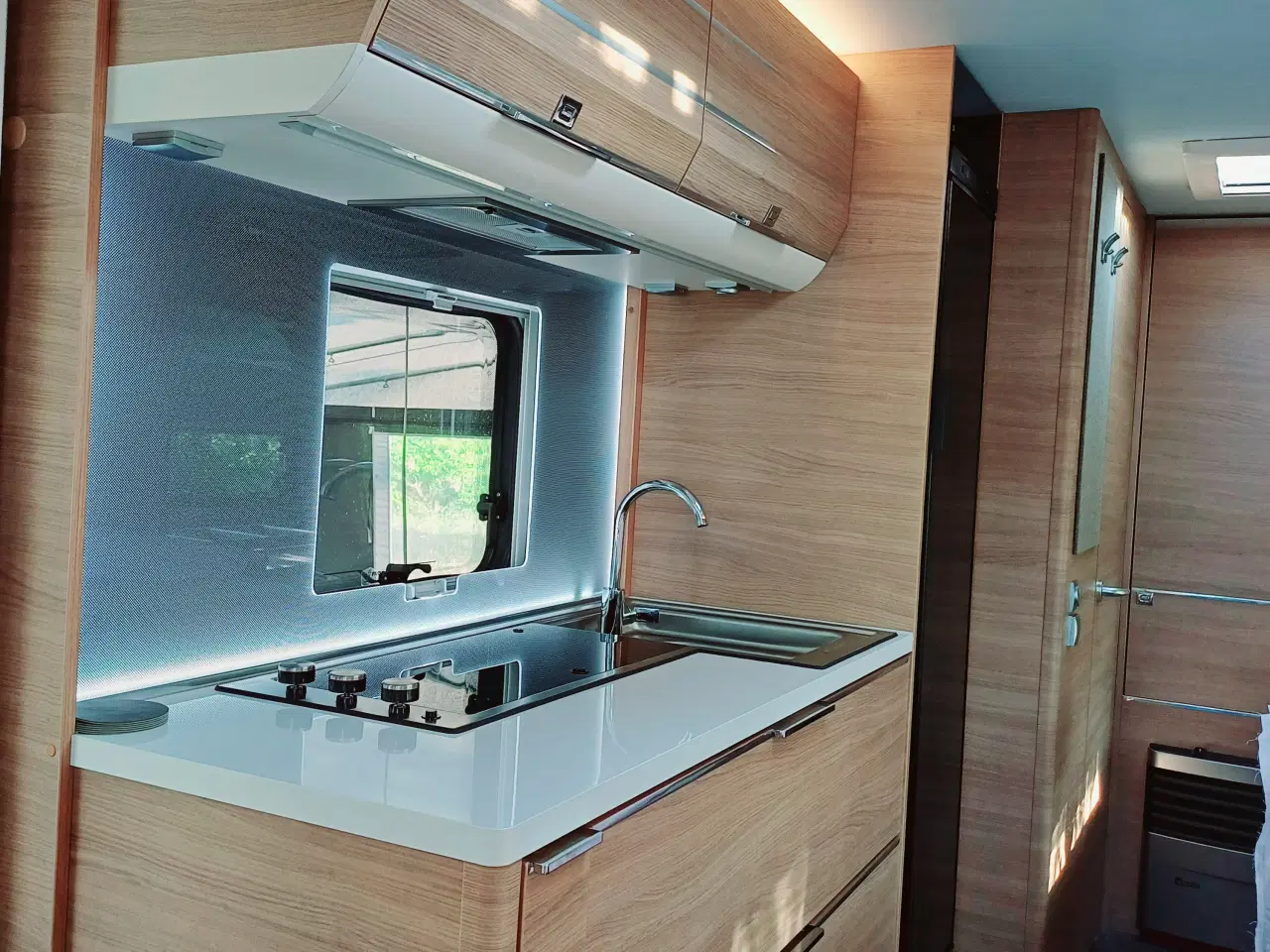 Billede 10 - Adria Adora 573