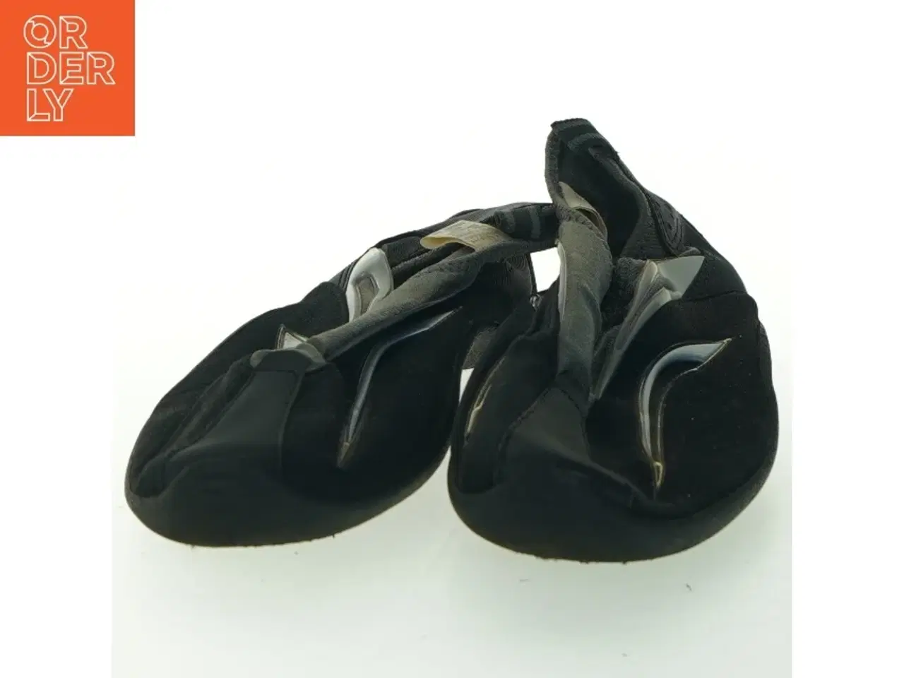 Billede 3 - Børne badesko (str. 35 cm)