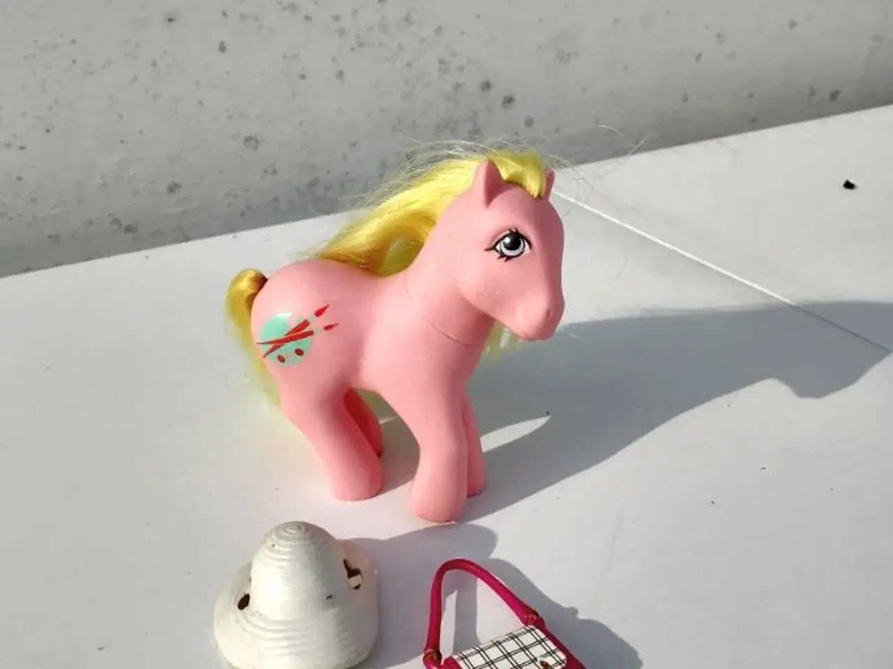 Billede 1 - My Little Pony fra 1987 med Tøj