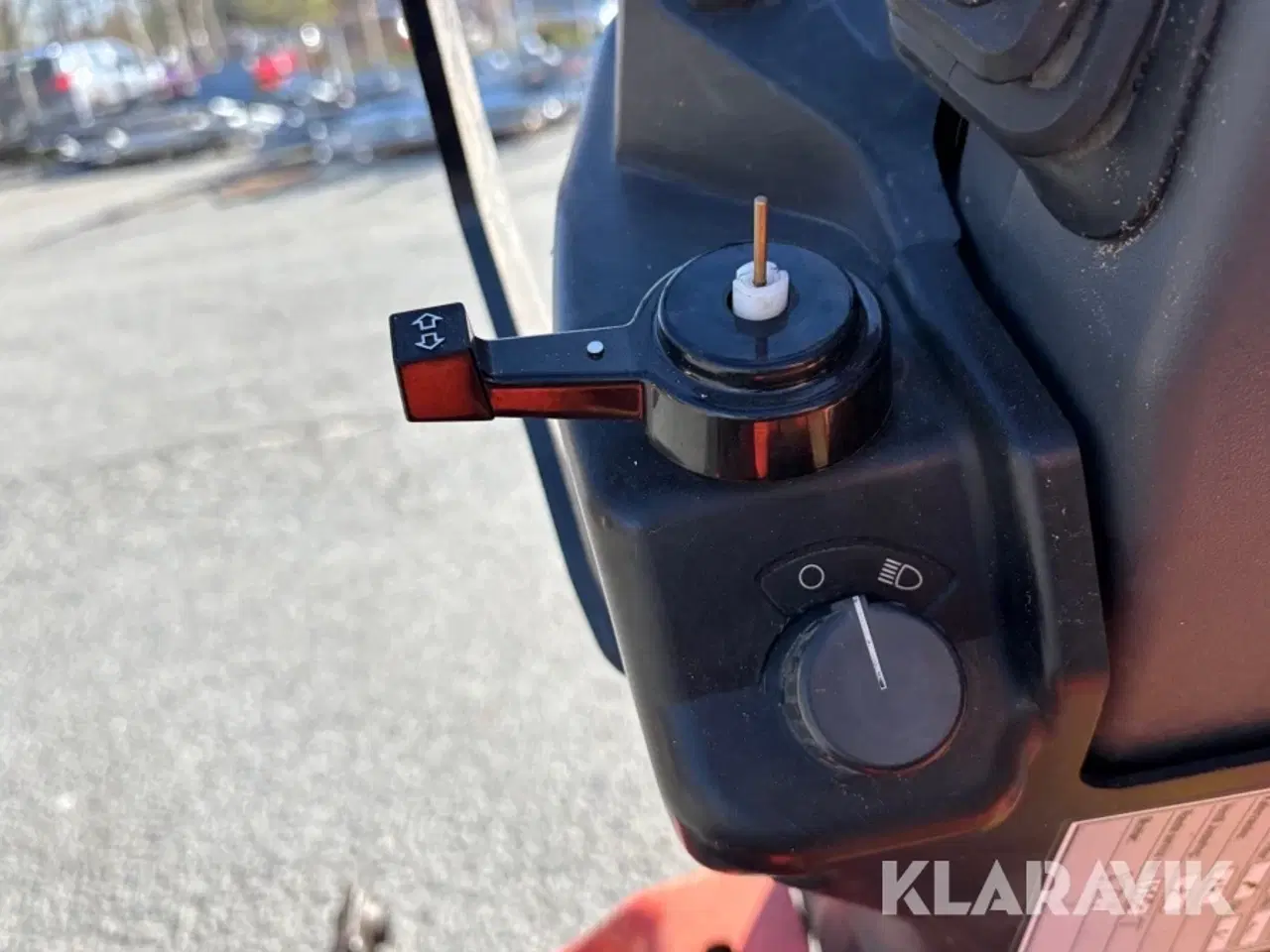 Billede 12 - Redskabsbærer Kubota F3890 med tilbehør