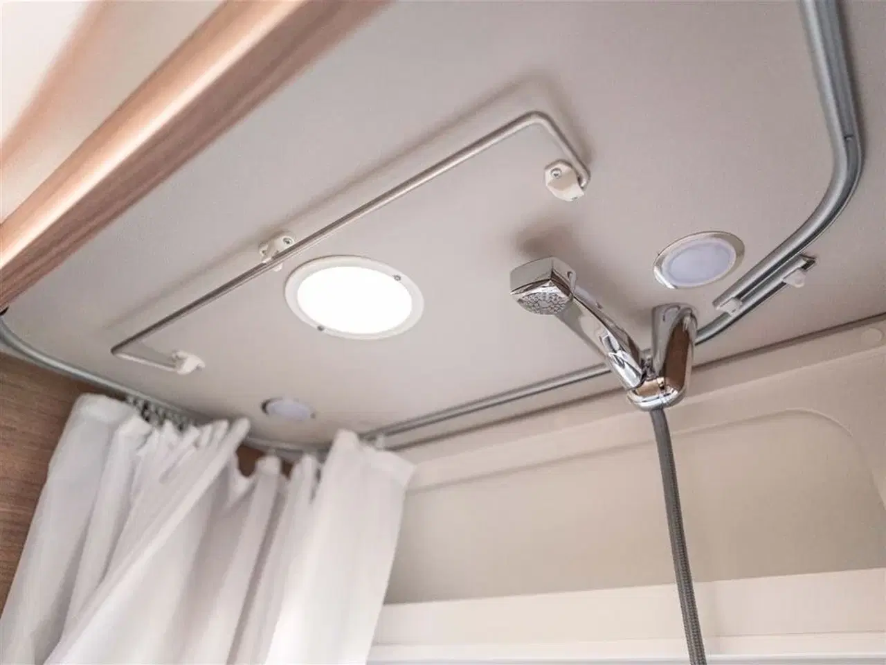 Billede 27 - 2025 - Knaus Boxlife 630 ME Platinium Selection   Truma Dieselfyr og Clesana Toilet