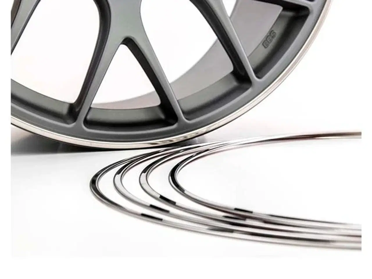 Billede 1 - BBS 22" fælgkantbeskytter, krom