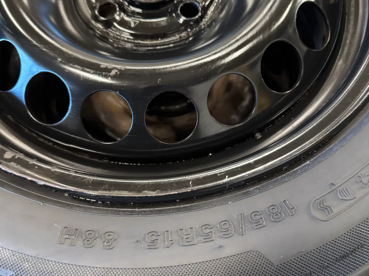 Billede 4 - 4x100 2025 helårsdæk godkendt til vinterkørsel