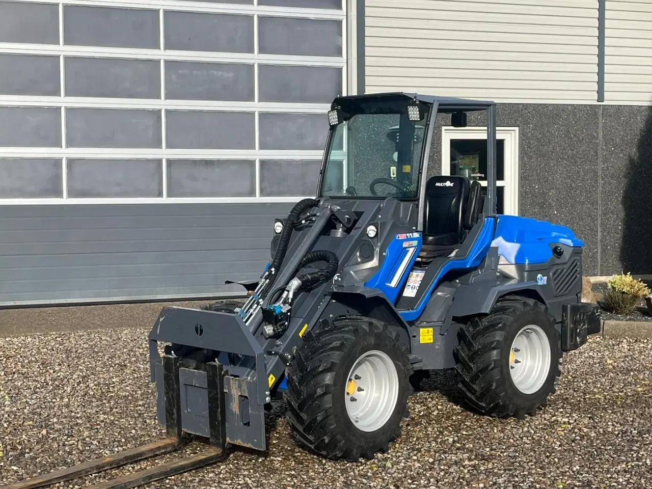 Billede 2 - MultiOne 11.6 k Med pallegafler og multiskovl