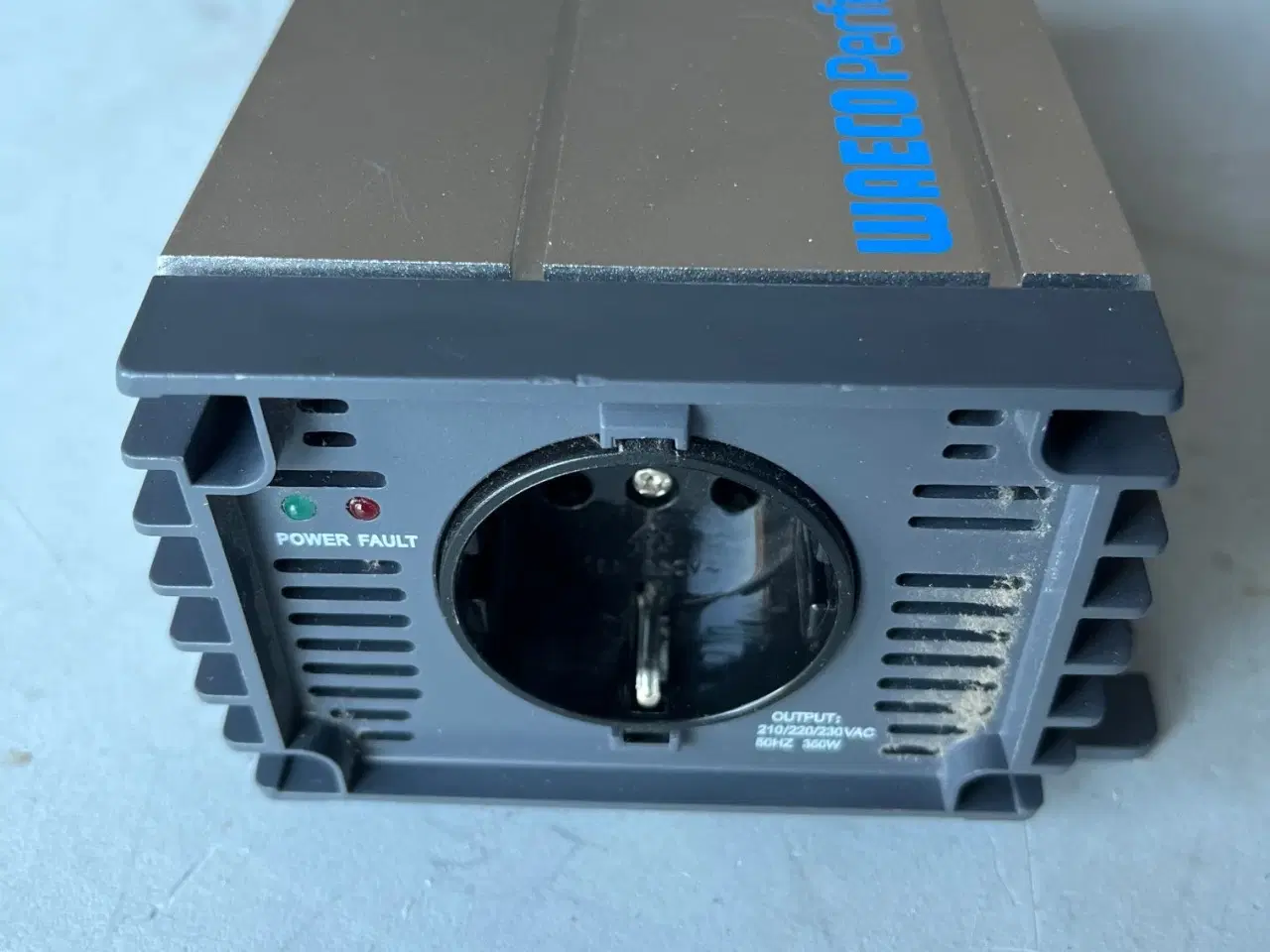 Billede 2 - Waeco PerfectPower PP402 inverter 12/230V - 300 Wa