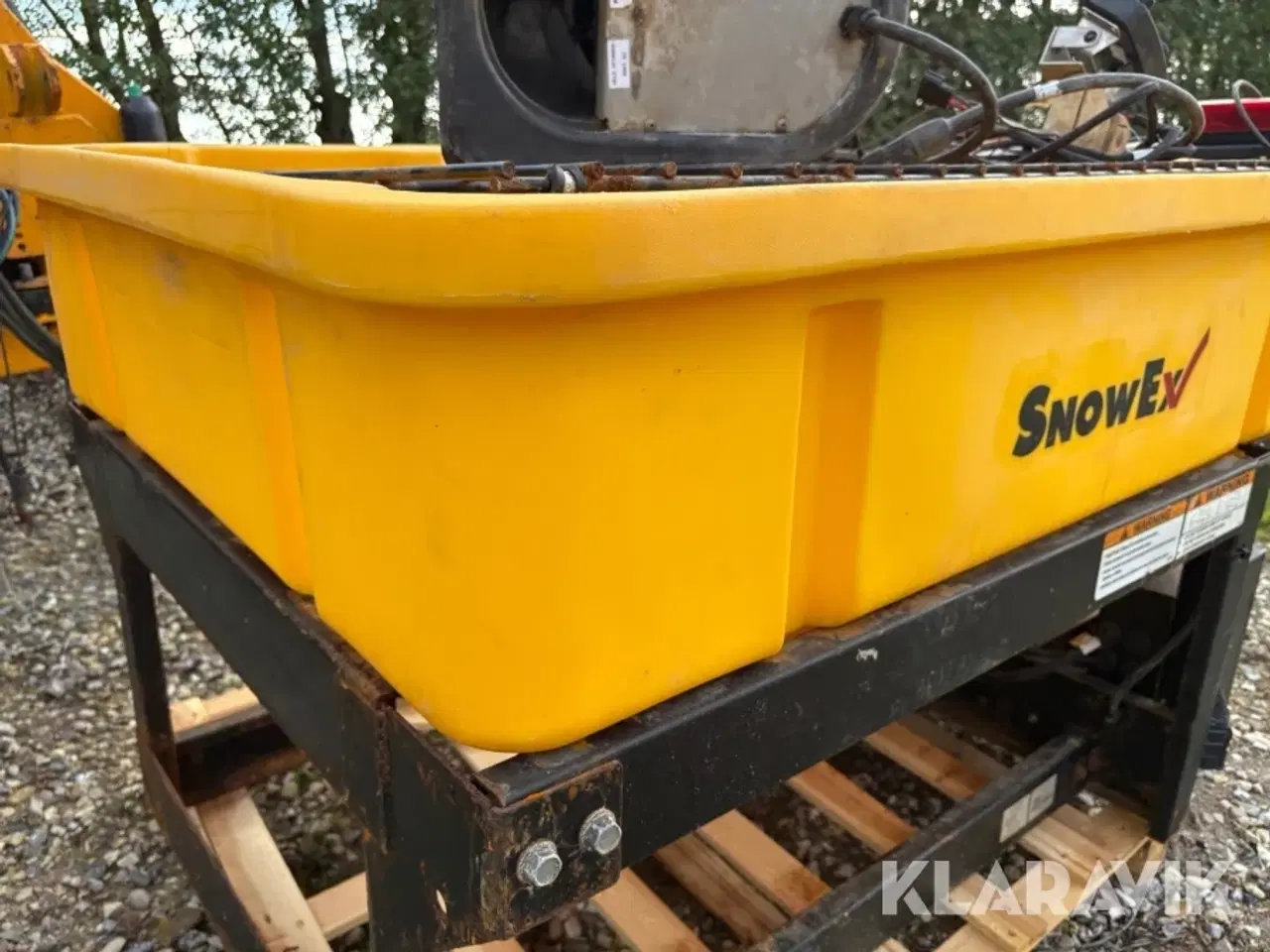 Billede 12 - Saltspreder Snowex V.Pro SP-6000