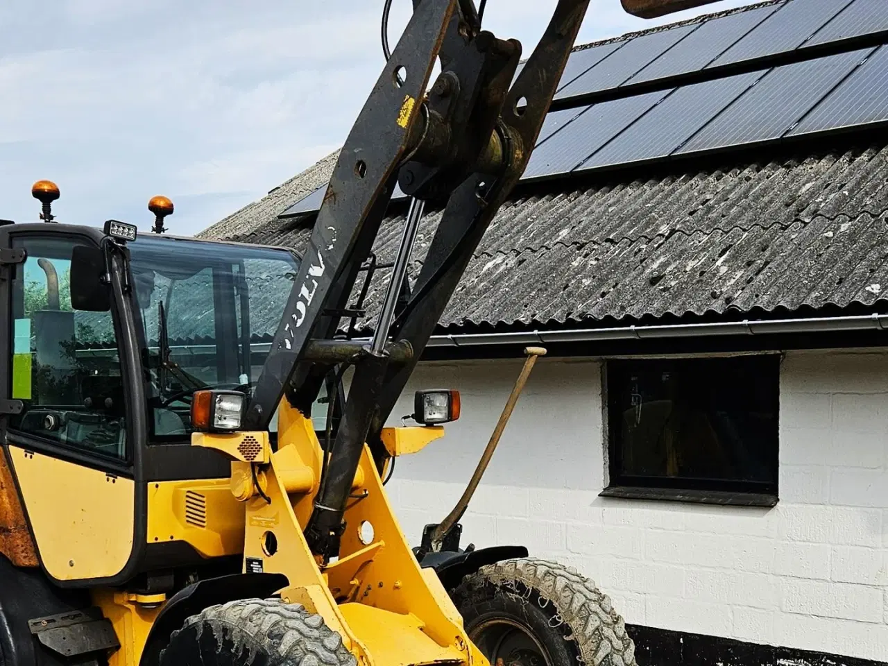Billede 10 - Volvo L25B / årg. 2006 / 4500 timer / 2 redskaber