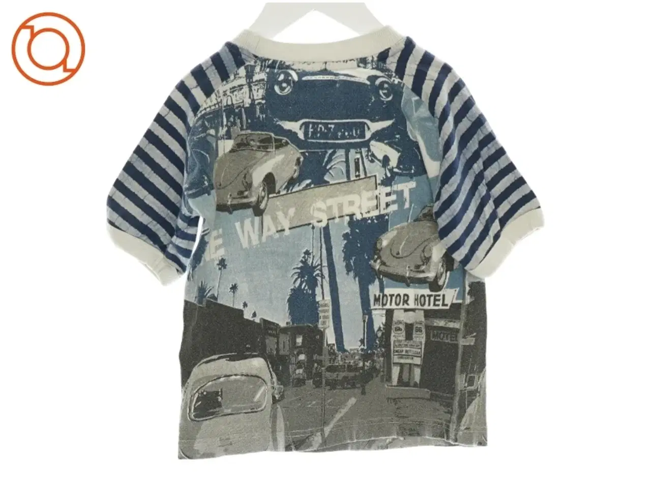 Billede 2 - T shirt fra Exit (str. 104)