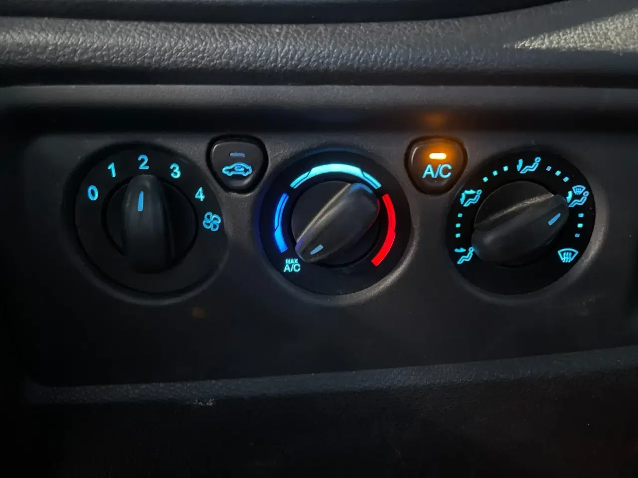 Billede 10 - Ford Transit 300L Van 2,2 TDCi 125 Ambiente FWD