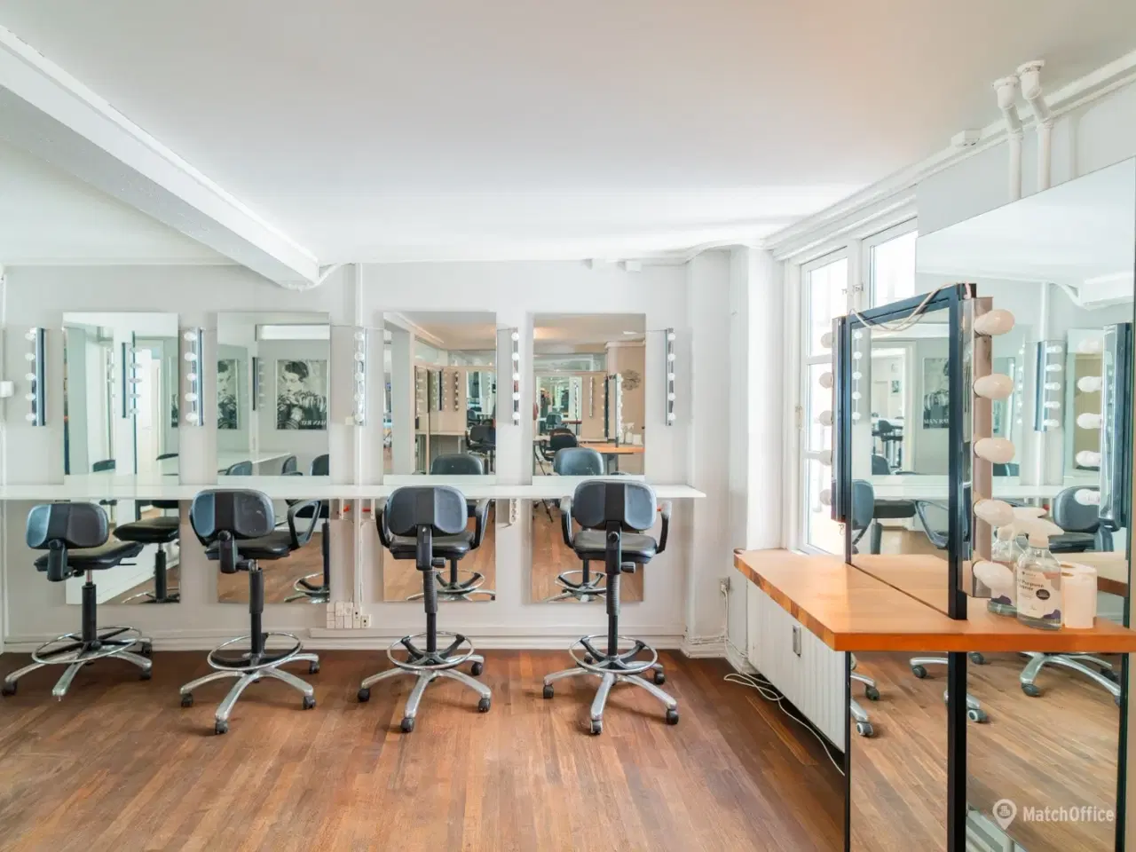 Billede 11 - SÆLGES: Eksklusiv erhvervsejerlejlighed på Kongens Nytorv med mulighed for omdannelse til bolig uden bopælspligt